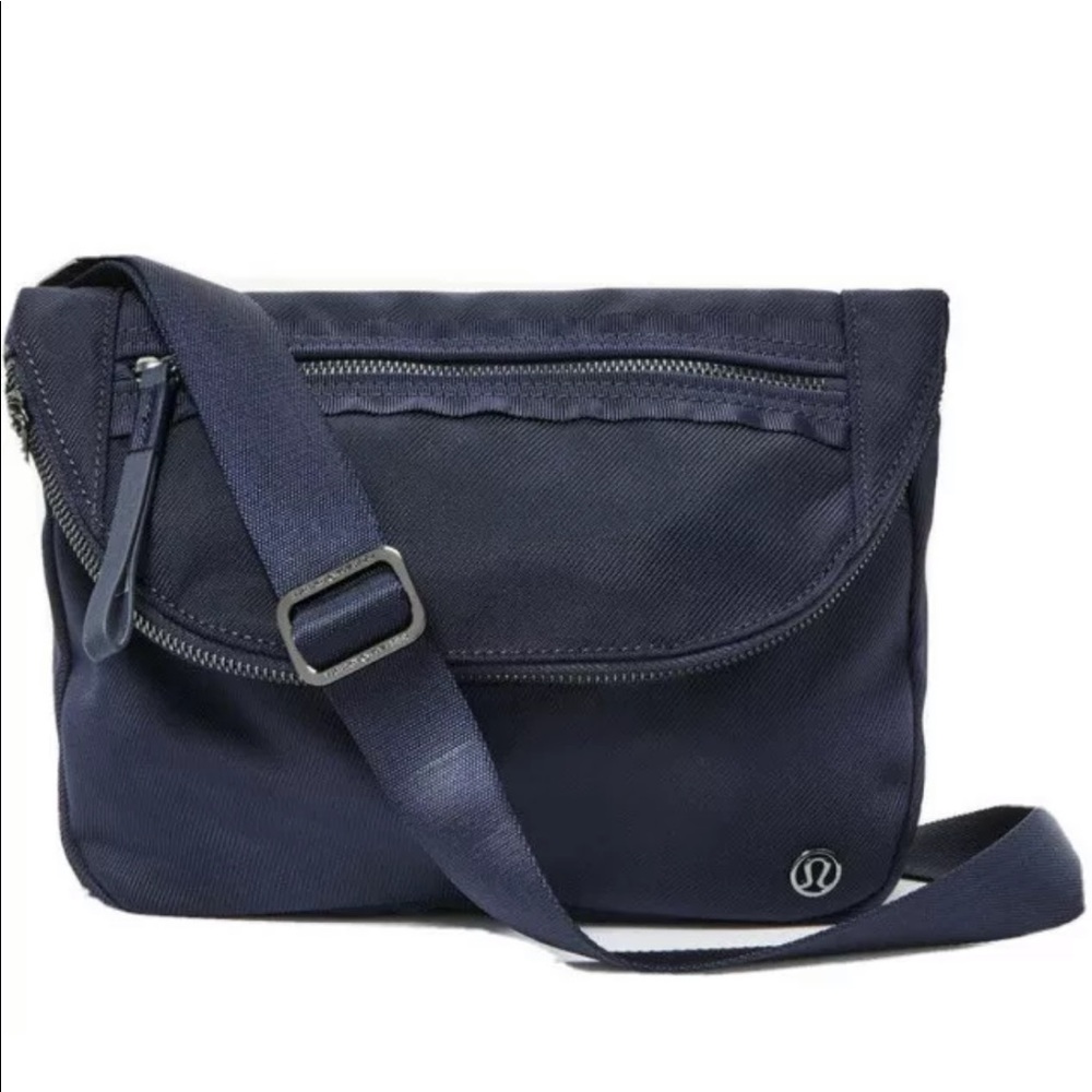 Lululemon Festival Bag II Midnight Navy 5L